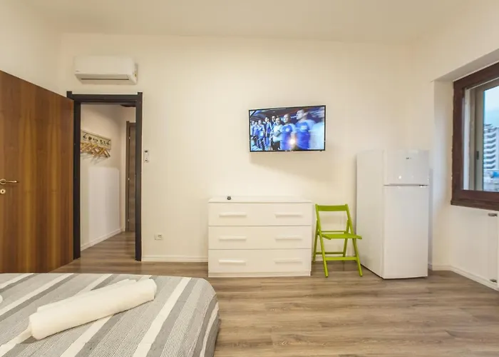 Le Stanze Al Porto בית הארחה קליארי