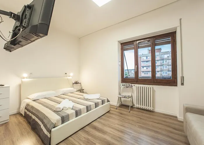 Le Stanze Al Porto 3* קליארי