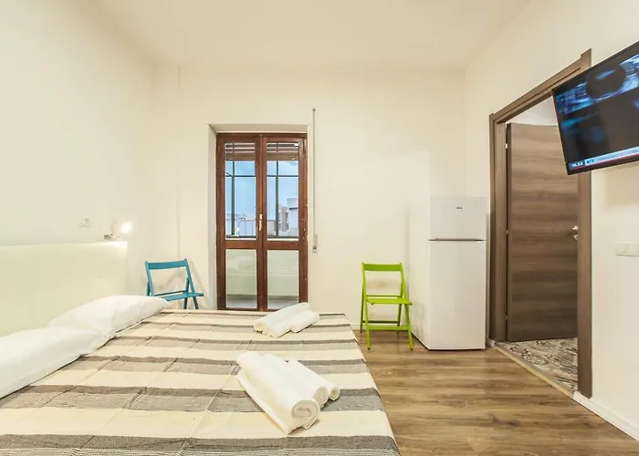 Le Stanze Al Porto בית הארחה קליארי