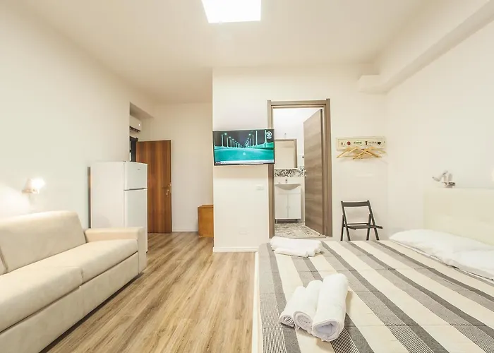 Le Stanze Al Porto 3*