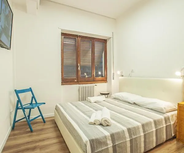 Le Stanze Al Porto בית הארחה קליארי